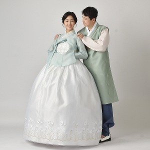민한복 아리솔 결혼식 신랑 신부 웨딩 커플 촬영 돌잔치 피로연 고급 전통 맞춤 한복